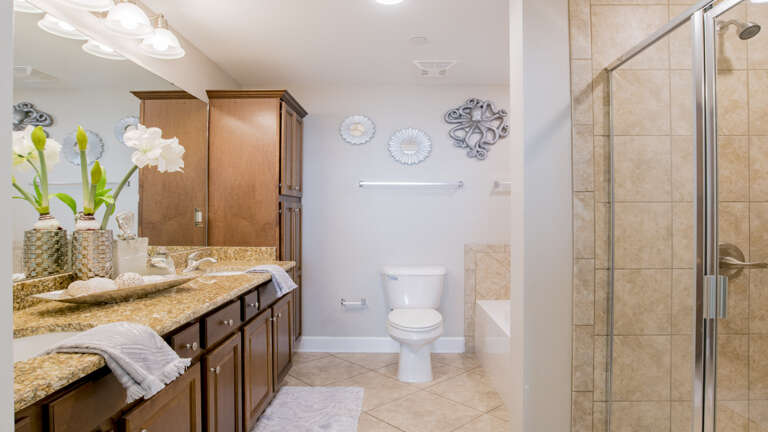 Phoenix Orange Beach 601 Master bath Phoenix Orange Beach 601 Master bath