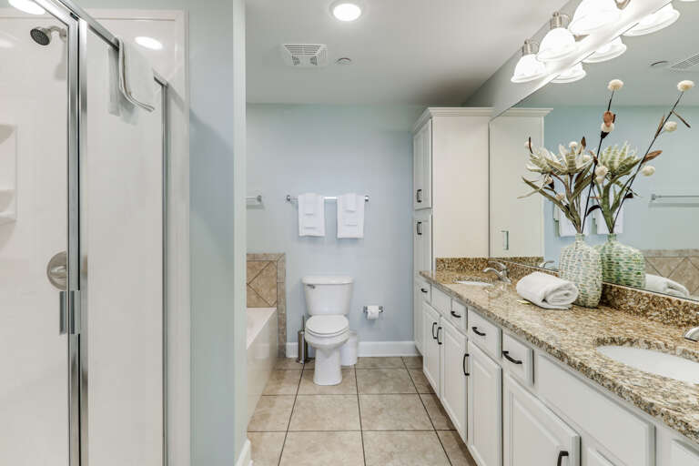 Phoenix Orange Beach 602 Master bath Phoenix Orange Beach 602 Master bath