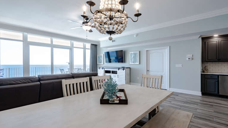 Phoenix Orange Beach 704 Dining