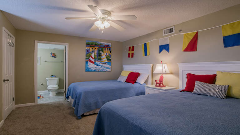 Phoenix VI 704 Guest bedroom