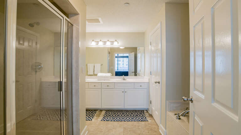 Phoenix West 209 Master bath