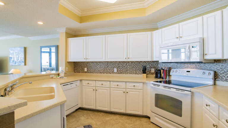 Phoenix West 2504 Kitchen