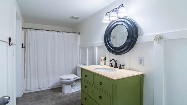 Phoenix X 1506 Guest bath