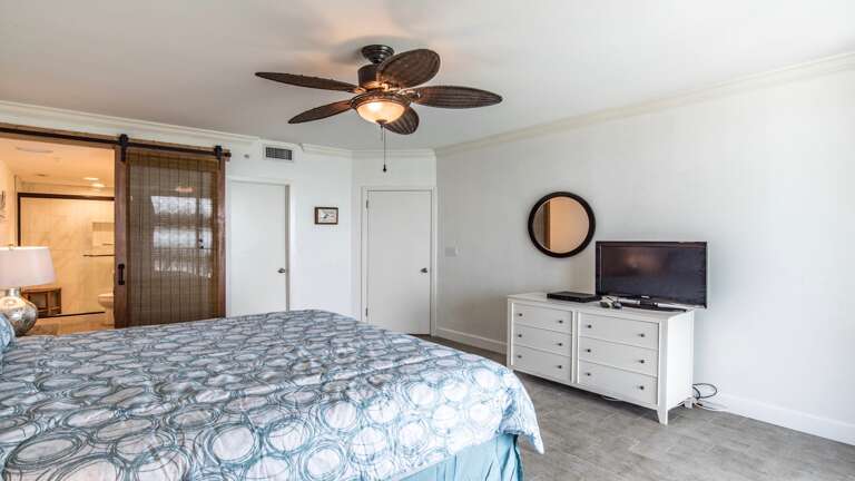 Phoenix X 1506 Master bedroom