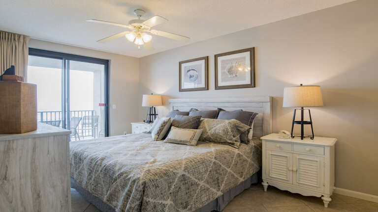 Phoenix X 311 Master bedroom