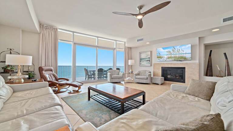Turquoise Place 1505 D