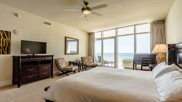 Turquoise Place 1505D Master bedroom