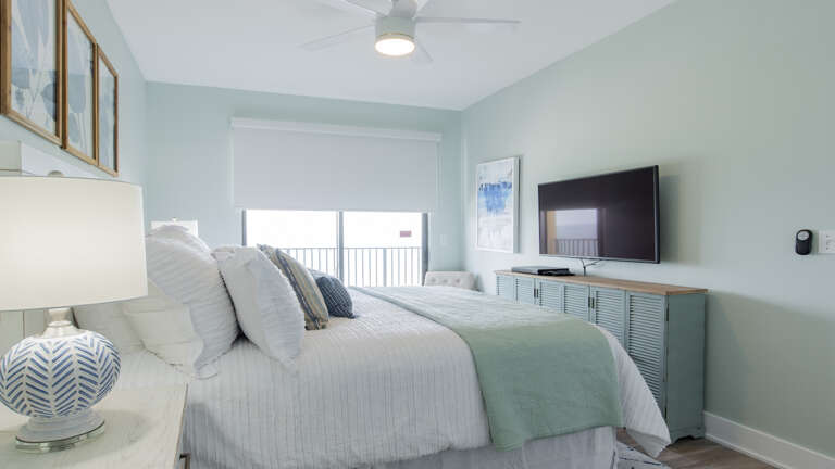 Phoenix V 1113 Master bedroom