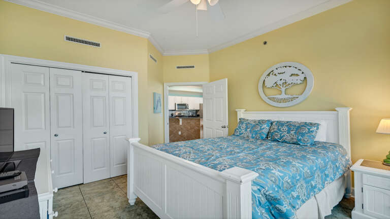 Phoenix West 1401 4th bedroom