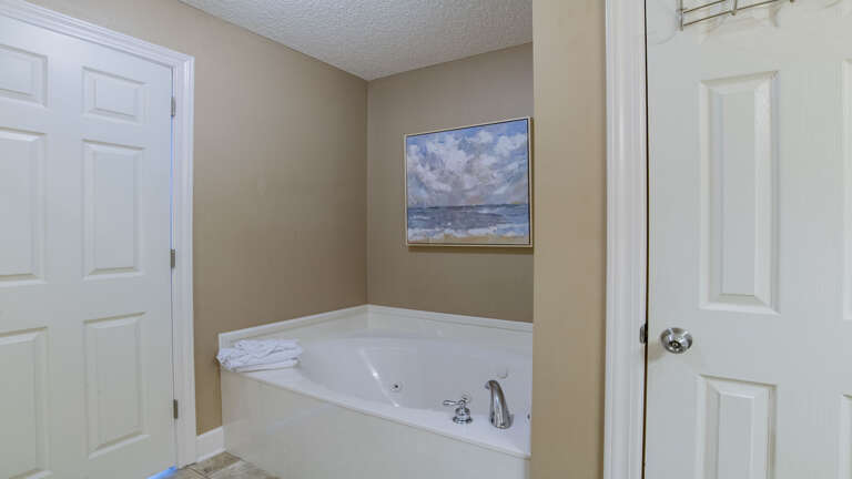 Phoenix West 2201 Master bath