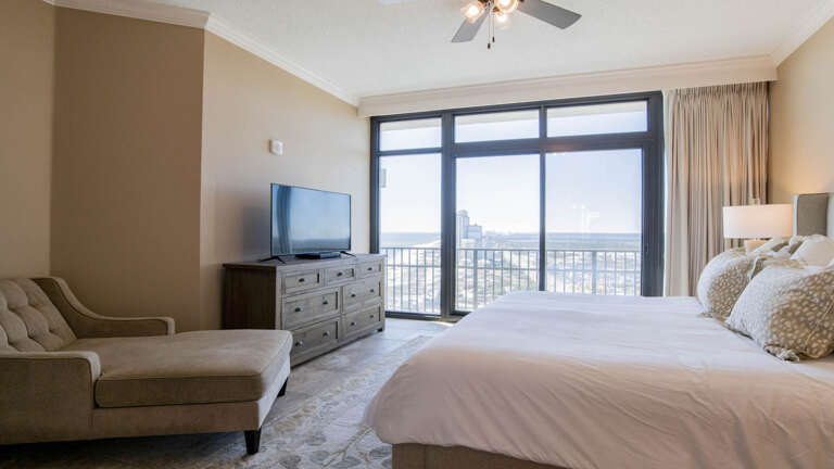 Phoenix West 2201 Master bedroom