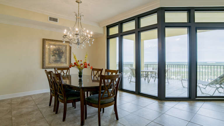 Phoenix West II 2017 Dining