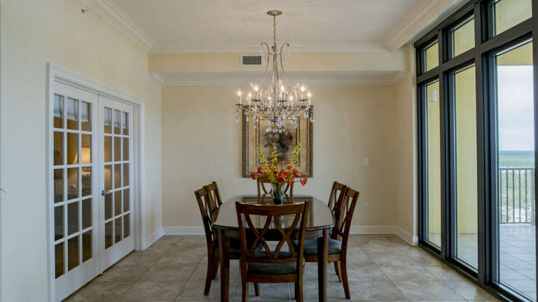 Phoenix West II 2017 Dining