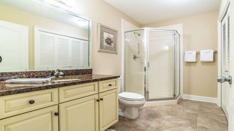 Phoenix West II 908 Fourth bath Phoenix West II 908 Fourth bath