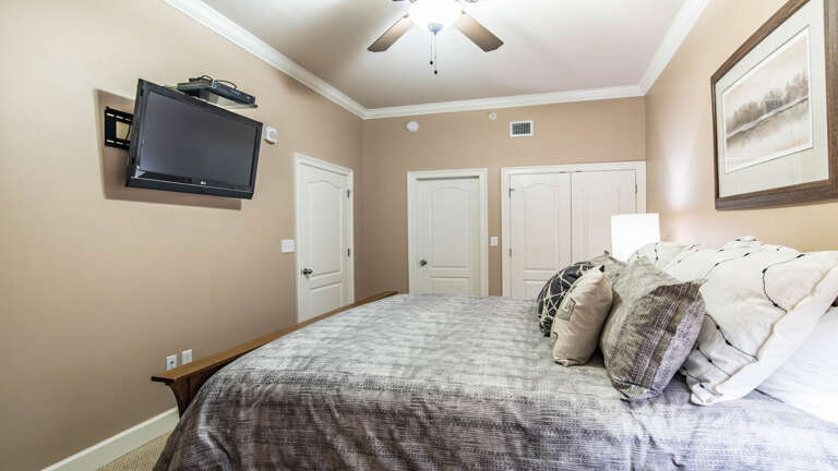 Phoenix West II 2416 Guest bedroom