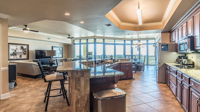 Phoenix West II 2416 Kitchen