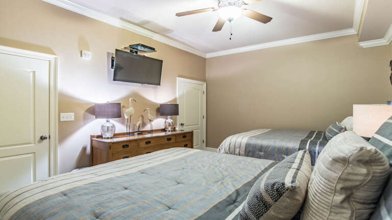 Phoenix West II 2416 Guest bedroom