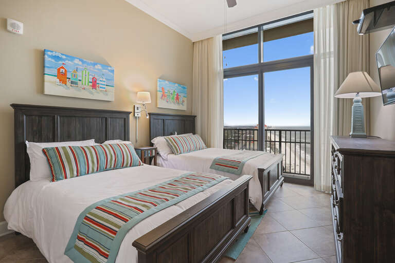 Phoenix West II 3210 3rd bedroom