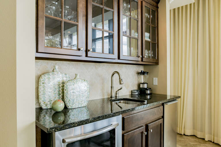 Phoenix West II 3210 Wet bar with Ice maker and Wine cooler