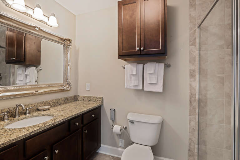 Phoenix West II 3210 Guest bath off the 2nd bedroom