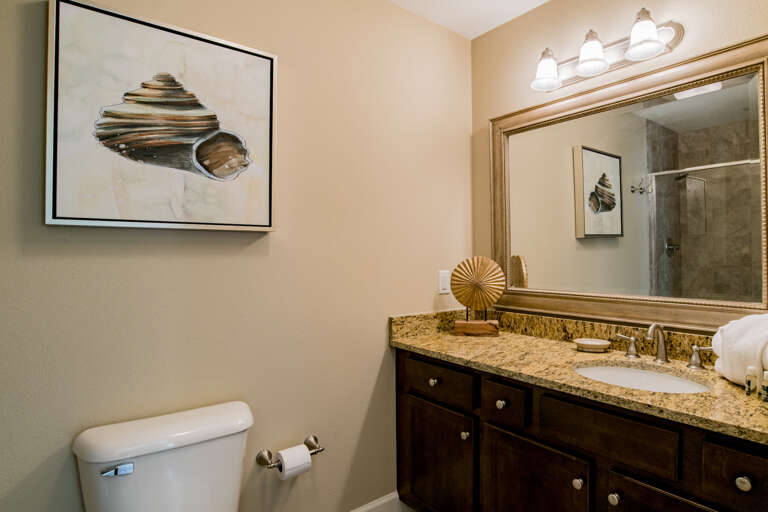 Phoenix West II 3210 Guest bath off the 3rd bedroom