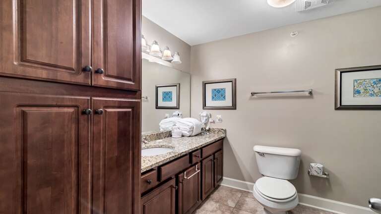 Phoenix West II 2507 Guest bath off the 2nd bedroom