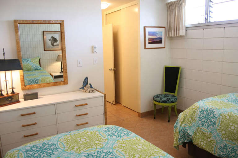 30 KAMAOLE NALU, #605 30 KAMAOLE NALU, #605