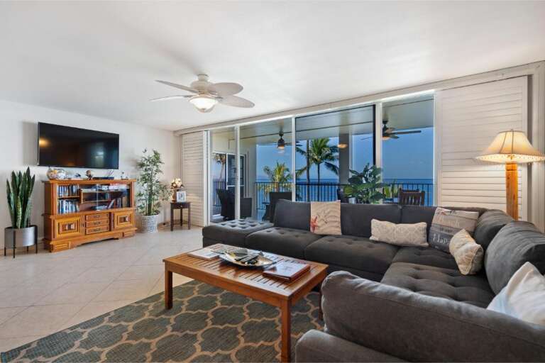 Royal Mauian #518