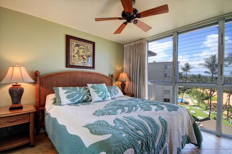 24 KAMAOLE NALU, #604