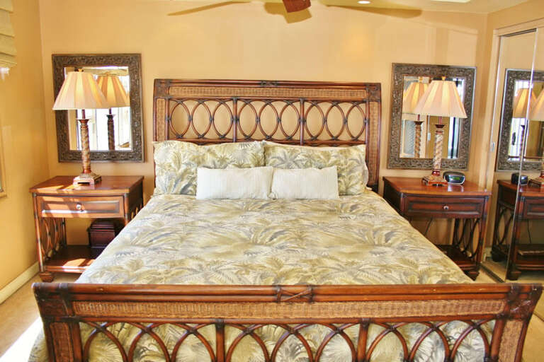 28 ROYAL MAUIAN, #209