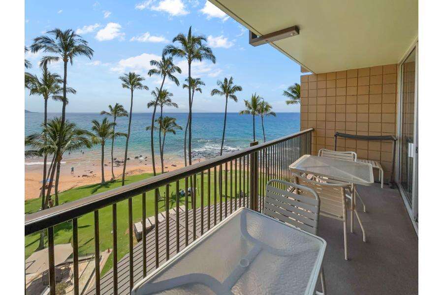 MANA KAI MAUI RESORT, 405A Toprated Condo for Short Term Rental in
