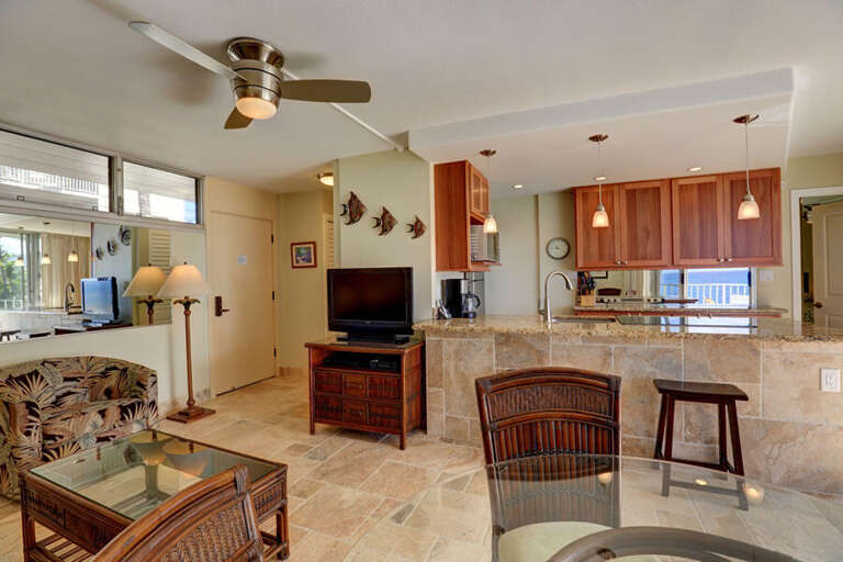 16 KAMAOLE NALU, #405