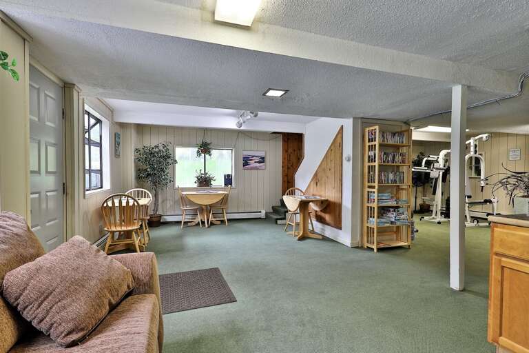 Relax and chat with family in our public lounge area. Relax and chat with family in our public lounge area.