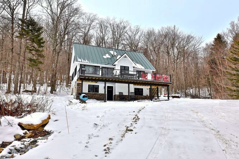 Large beautiful home to fit your vacationing needs through every season. Large beautiful home to fit your vacationing needs through every season.