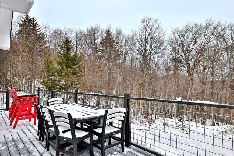 Sit outside and breathe in fresh mountain air no matter what season you stay with us. Sit outside and breathe in fresh mountain air no matter what season you stay with us.