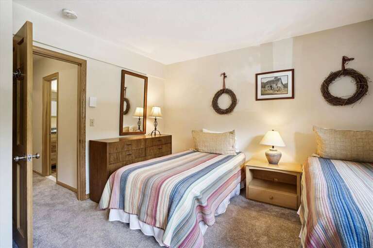 Twin Bedroom Retreat