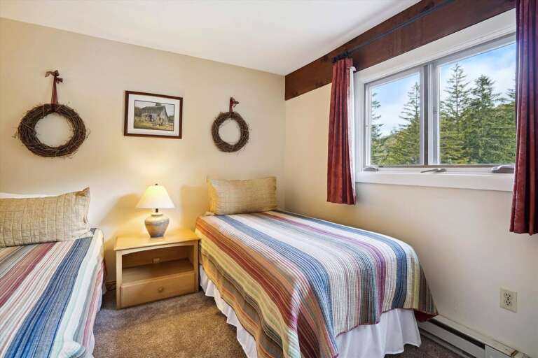 Twin Bedroom