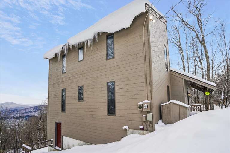 Mountain Chalet Exterior