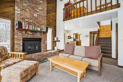 Great Room with Fireplace