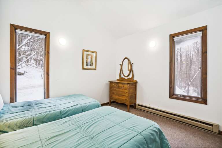 Twin Bedroom Retreat