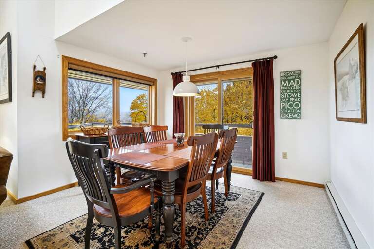 Lots of natural lighting, great views while dining during any season.  Seats 6 comfortably.  Access to private deck Lots of natural lighting, great views while dining during any season.  Seats 6 comfortably.  Access to private deck