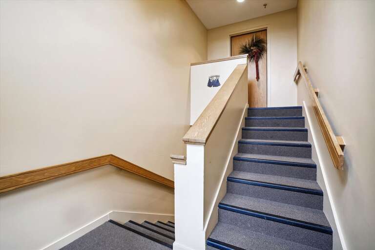 Stairway to Highridge A18, there are no elevators Stairway to Highridge A18, there are no elevators