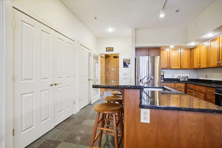 Granite counter tops.