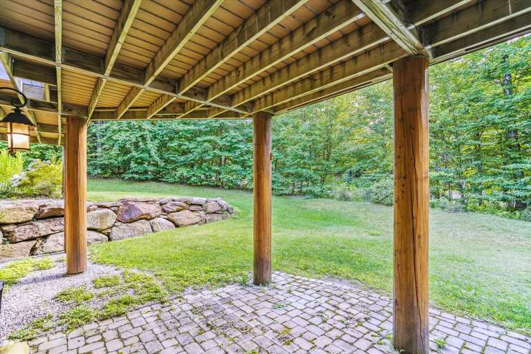 Lots of natural greenery!