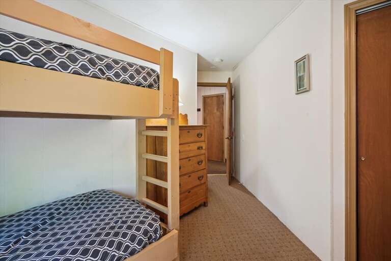 2 Sets of Twin bunk beds on entrance level.