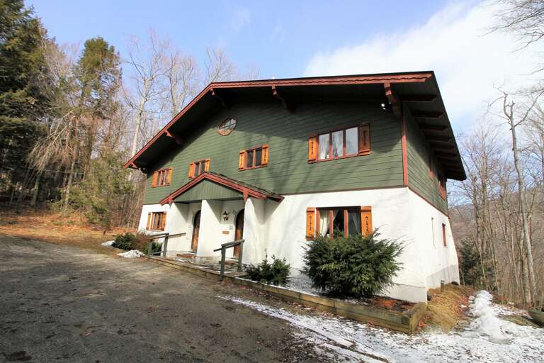 Four bedroom Townhouse