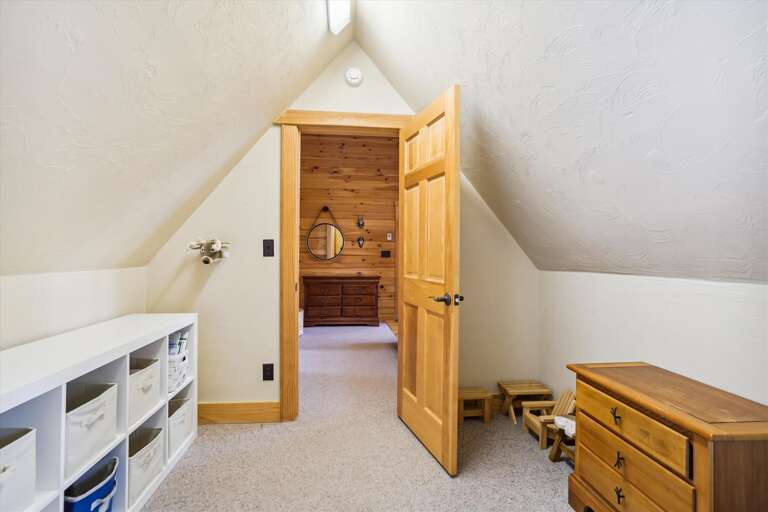 Bonus Sleeping Area
