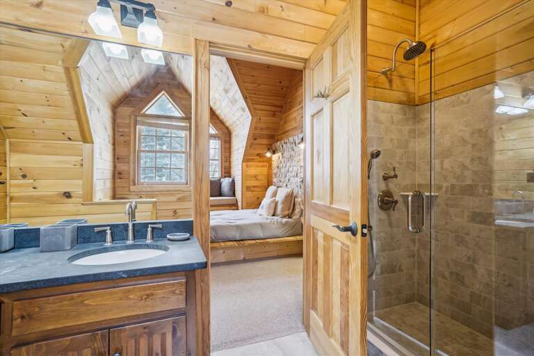 Primary Ensuite Bathroom