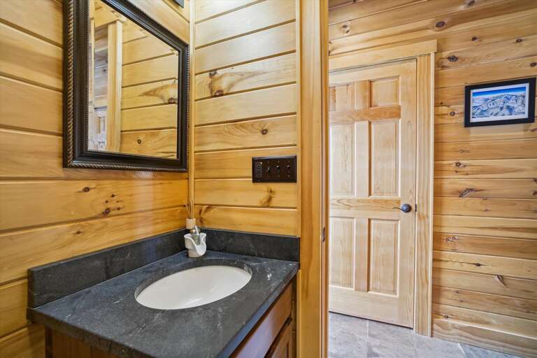 Convenient Bathroom Vanity