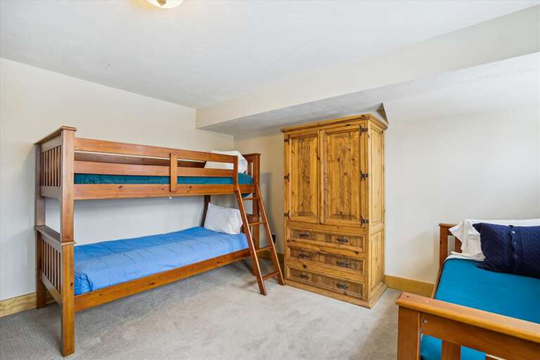 Spacious Bunk Room